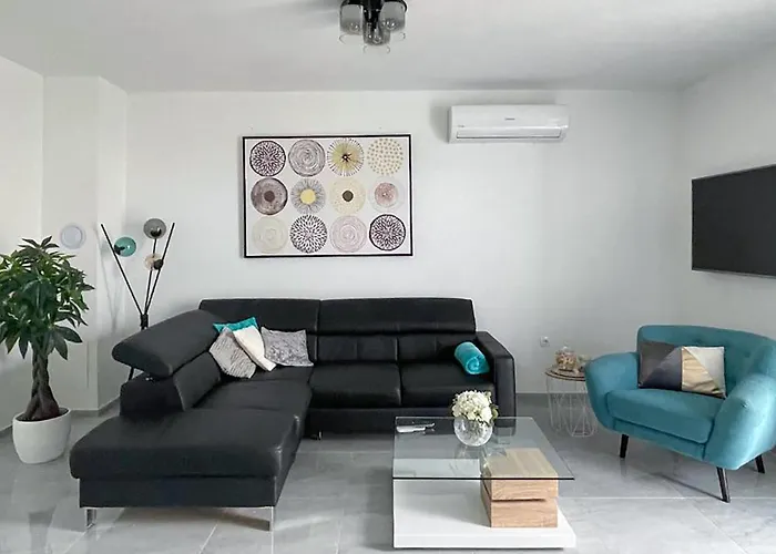 Awesome In With Sauna Holiday home