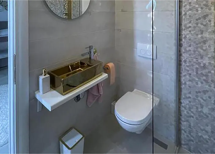 בית נופש Awesome In With Sauna וודיצה