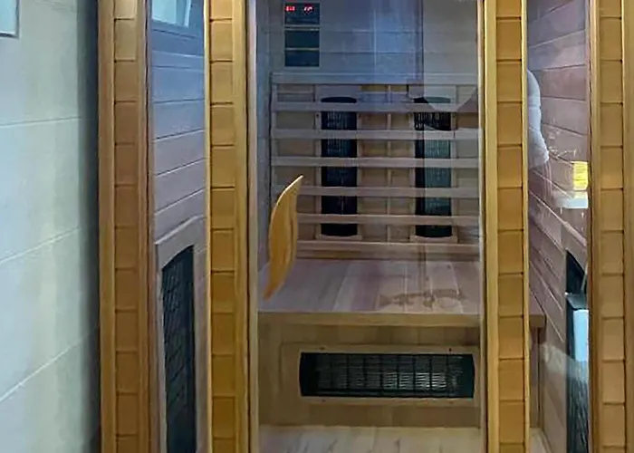 Awesome In With Sauna בית נופש וודיצה